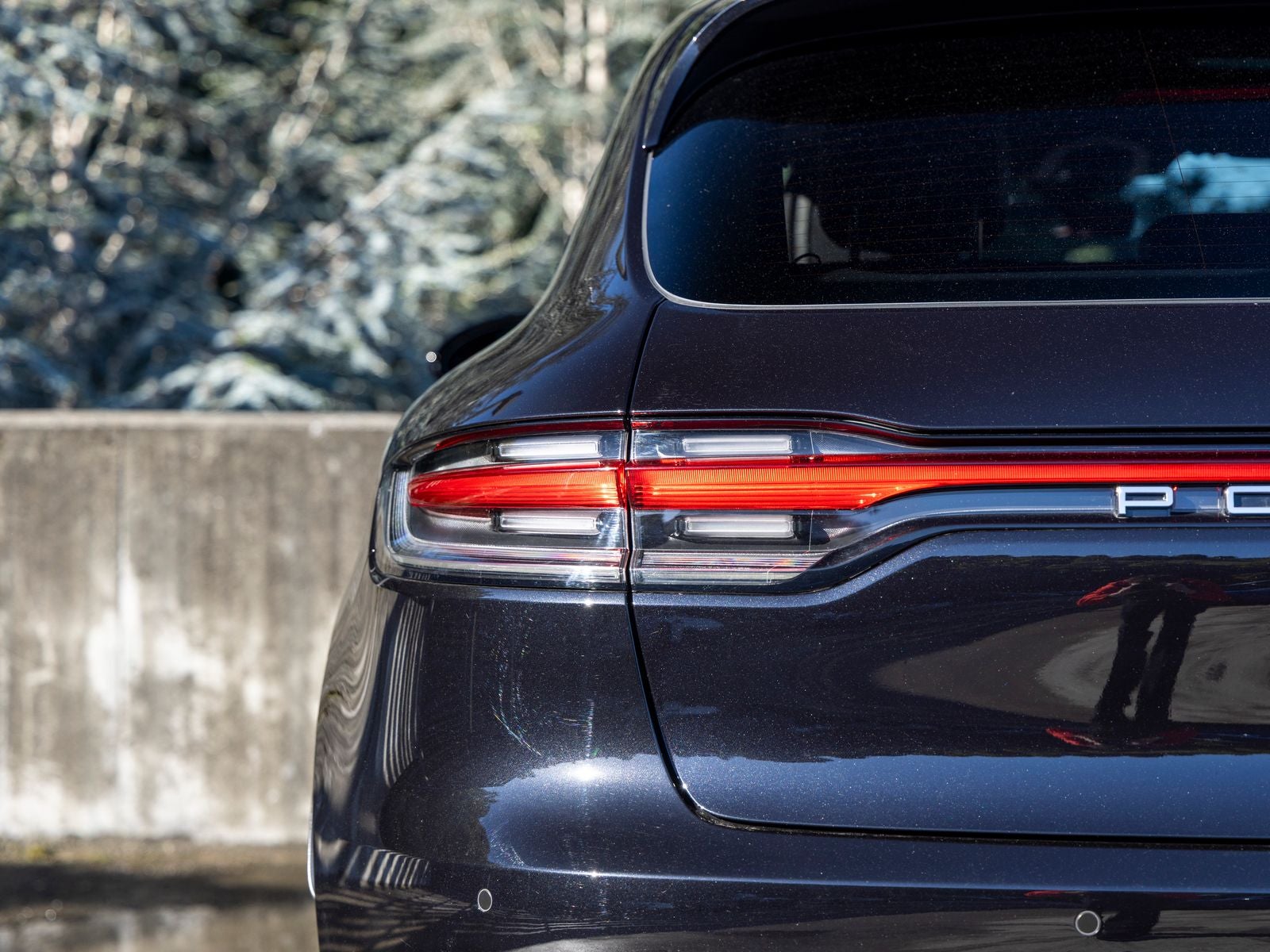 2025 Porsche Macan Base