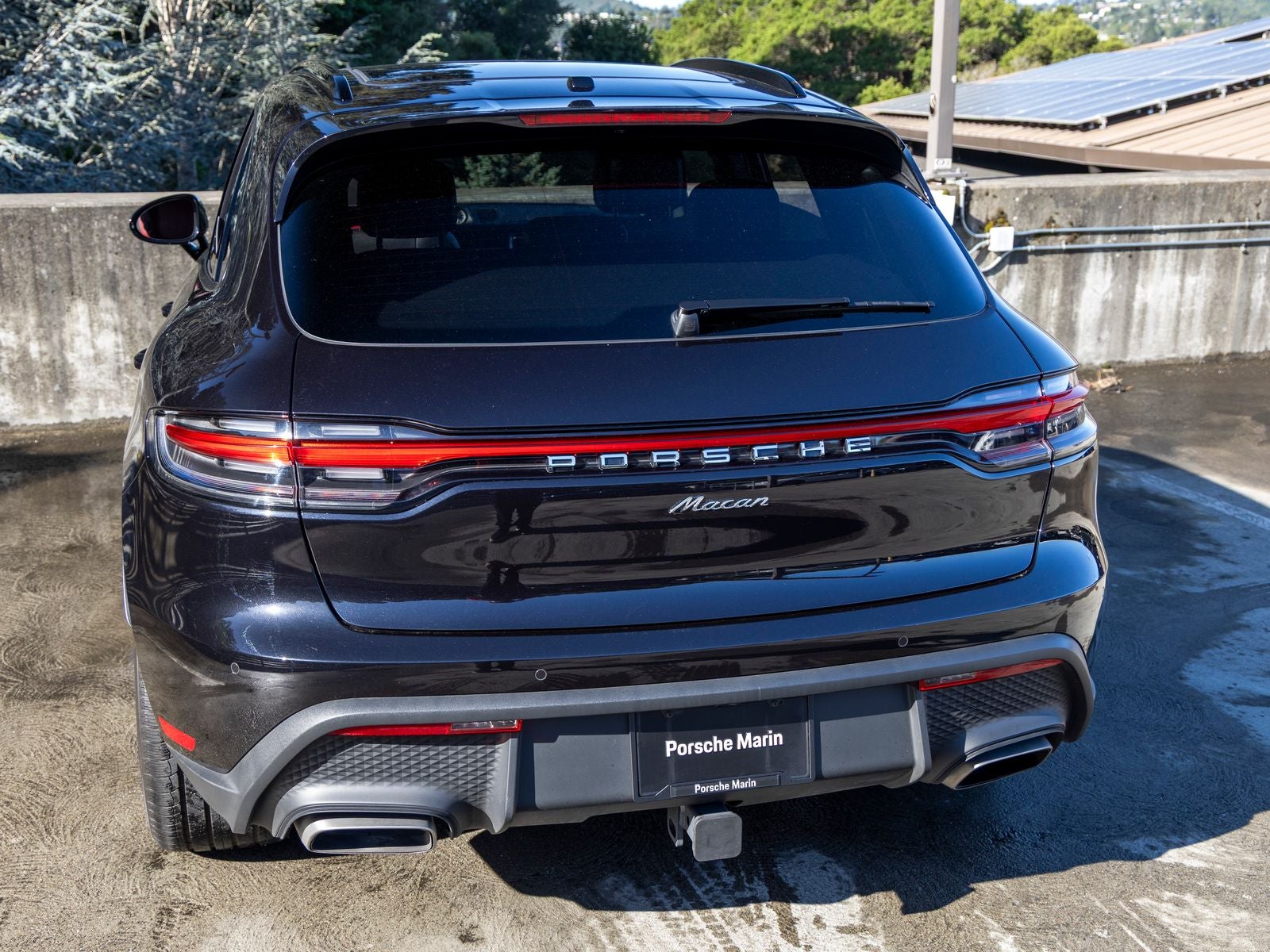 2025 Porsche Macan Base
