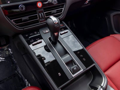 2025 Porsche Macan Macan