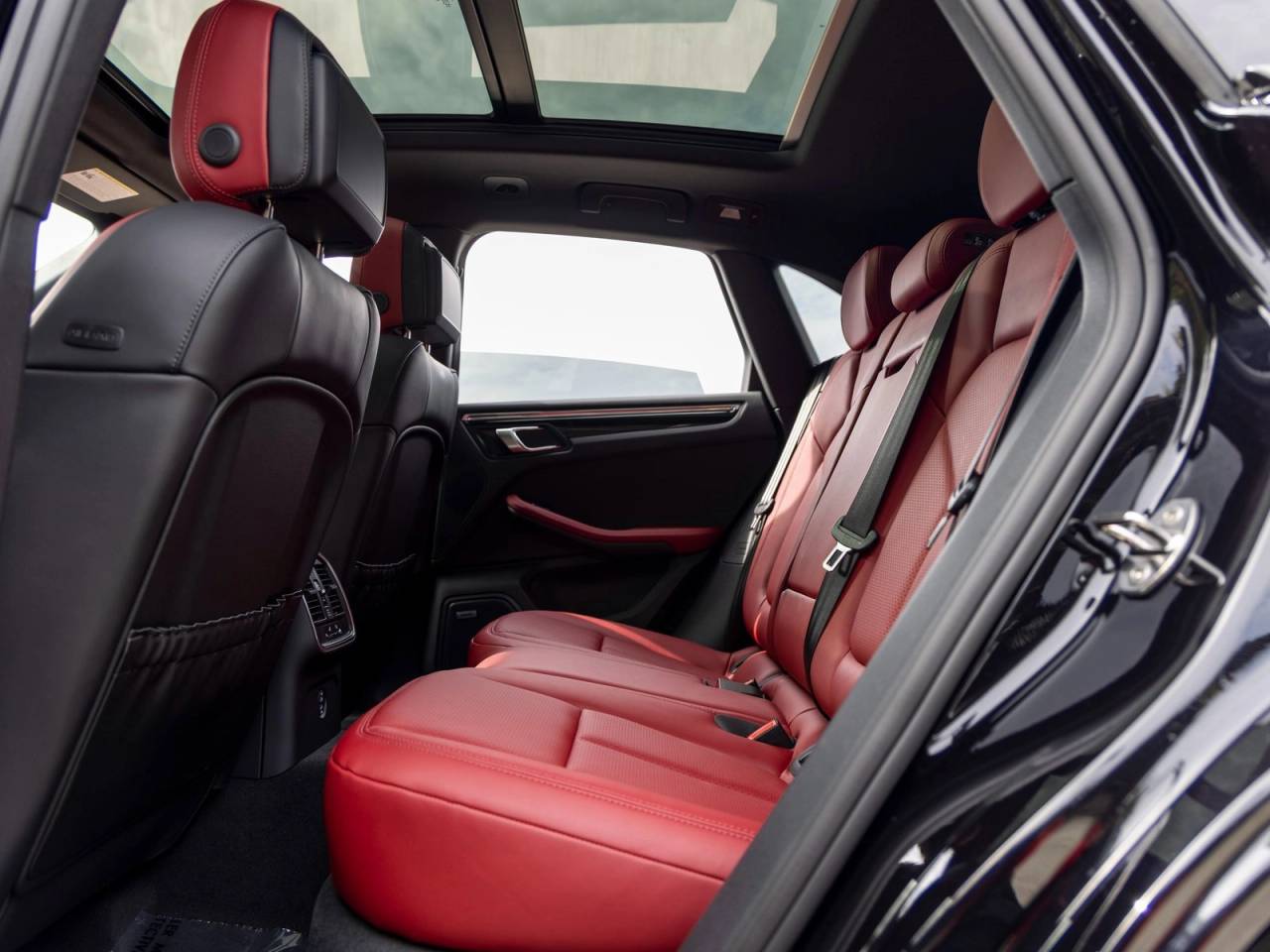 2025 Porsche Macan Macan