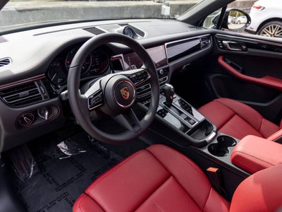 2025 Porsche Macan Macan