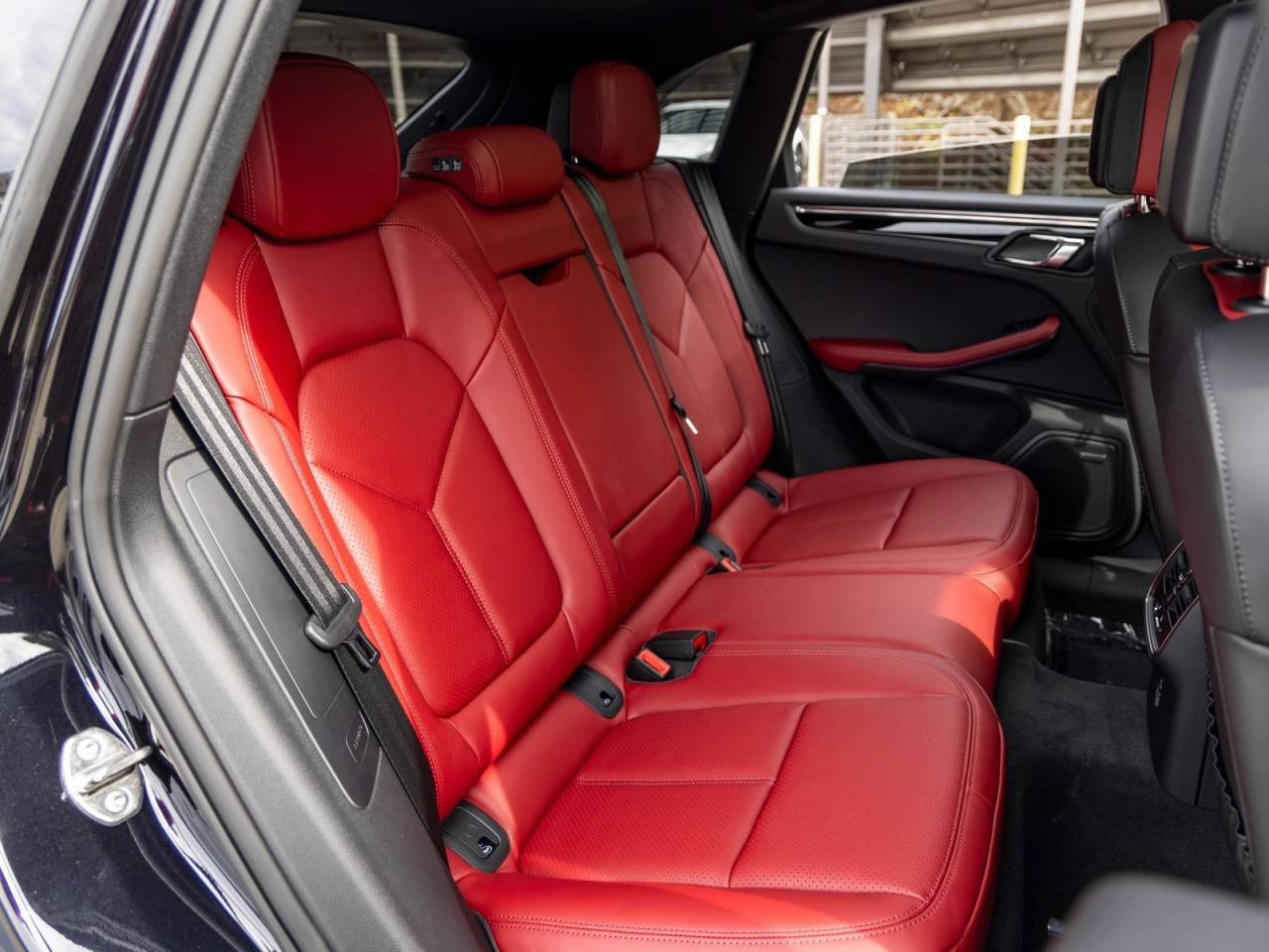 2025 Porsche Macan Macan