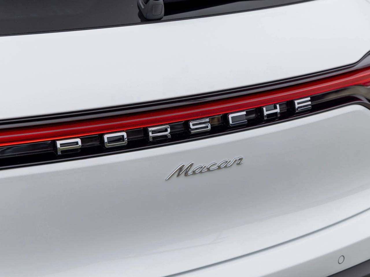 2026 Porsche Macan Macan