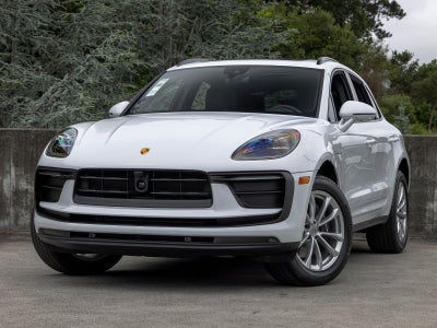 2026 Porsche Macan Base