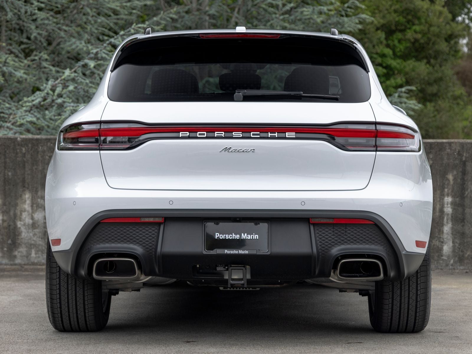 2026 Porsche Macan Base