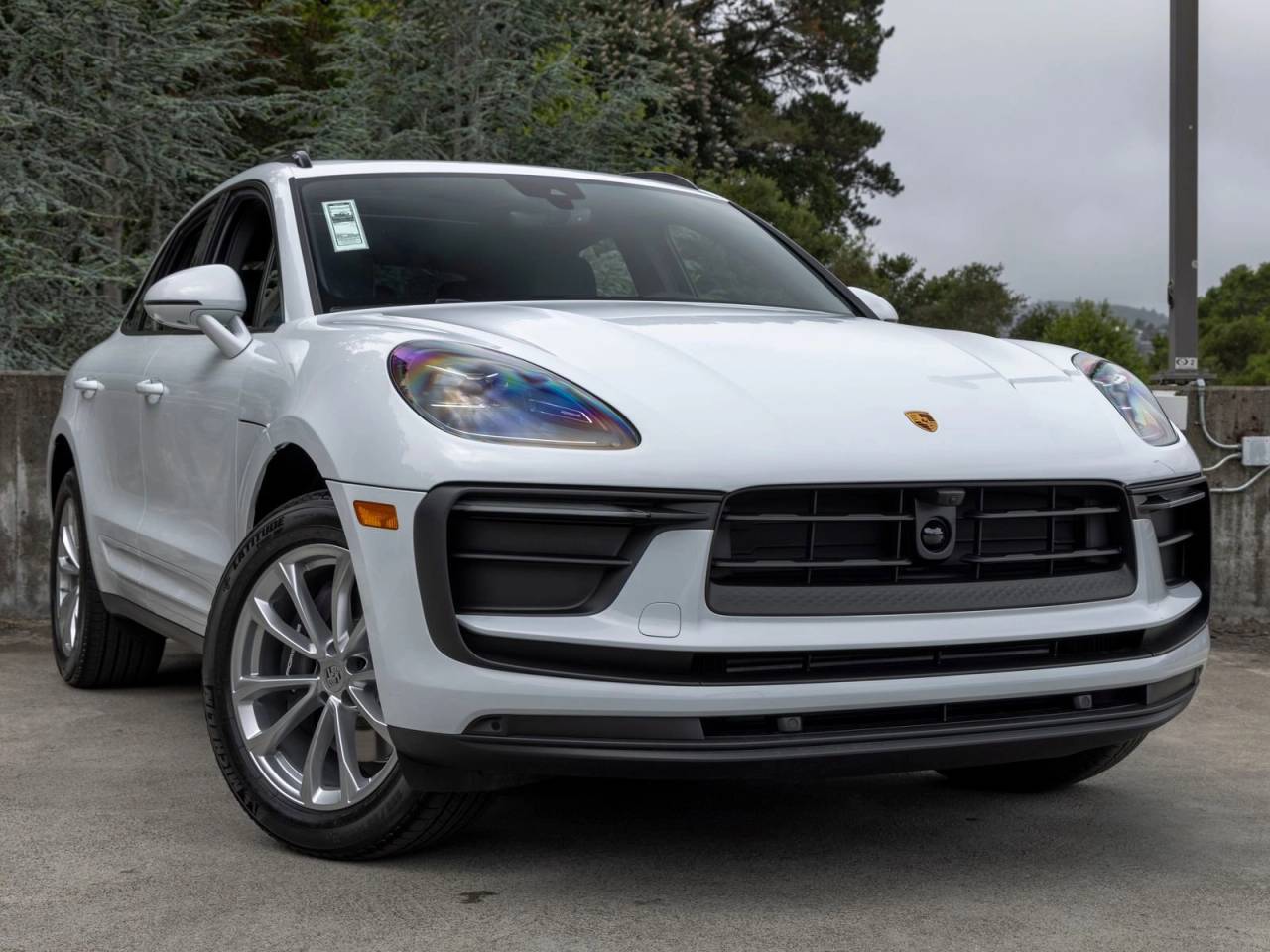 2026 Porsche Macan Base