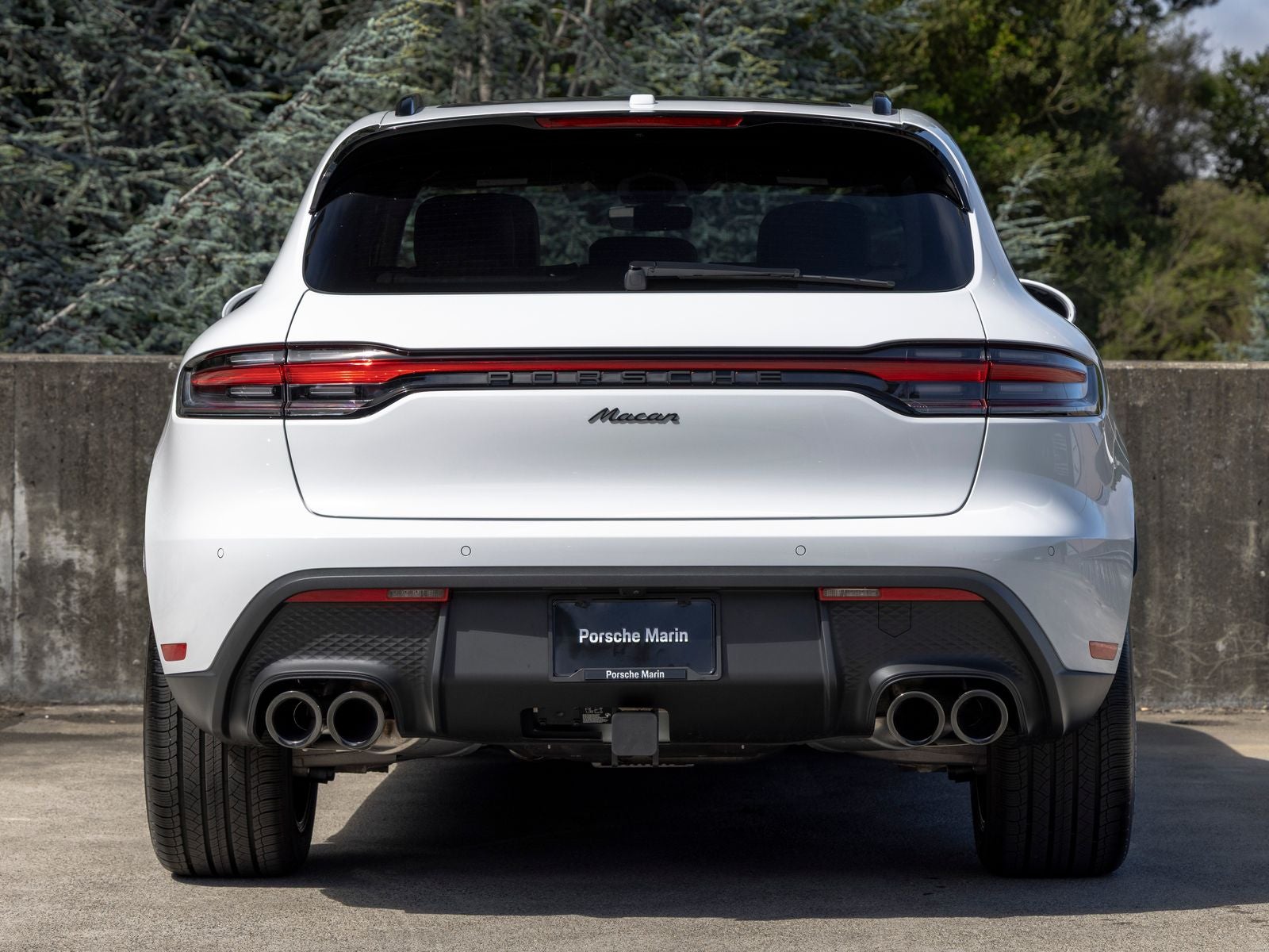 2026 Porsche Macan Base