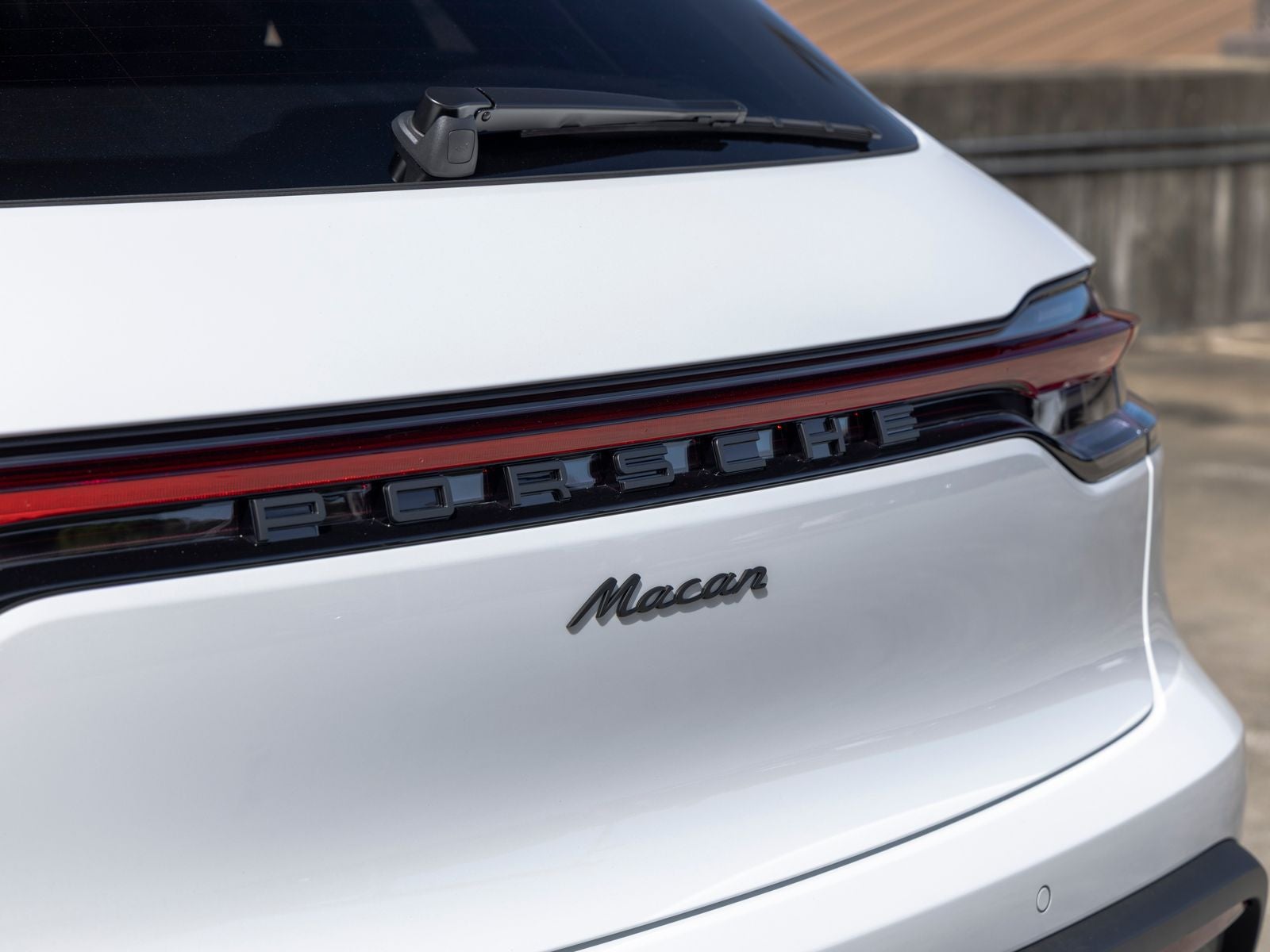 2026 Porsche Macan Base