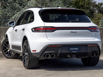2026 Porsche Macan Base
