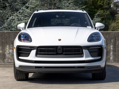 2026 Porsche Macan Base