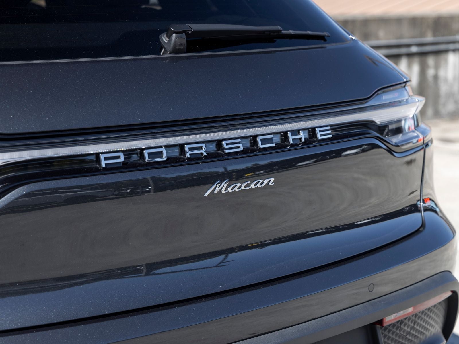 2023 Porsche Macan Macan (MY23)