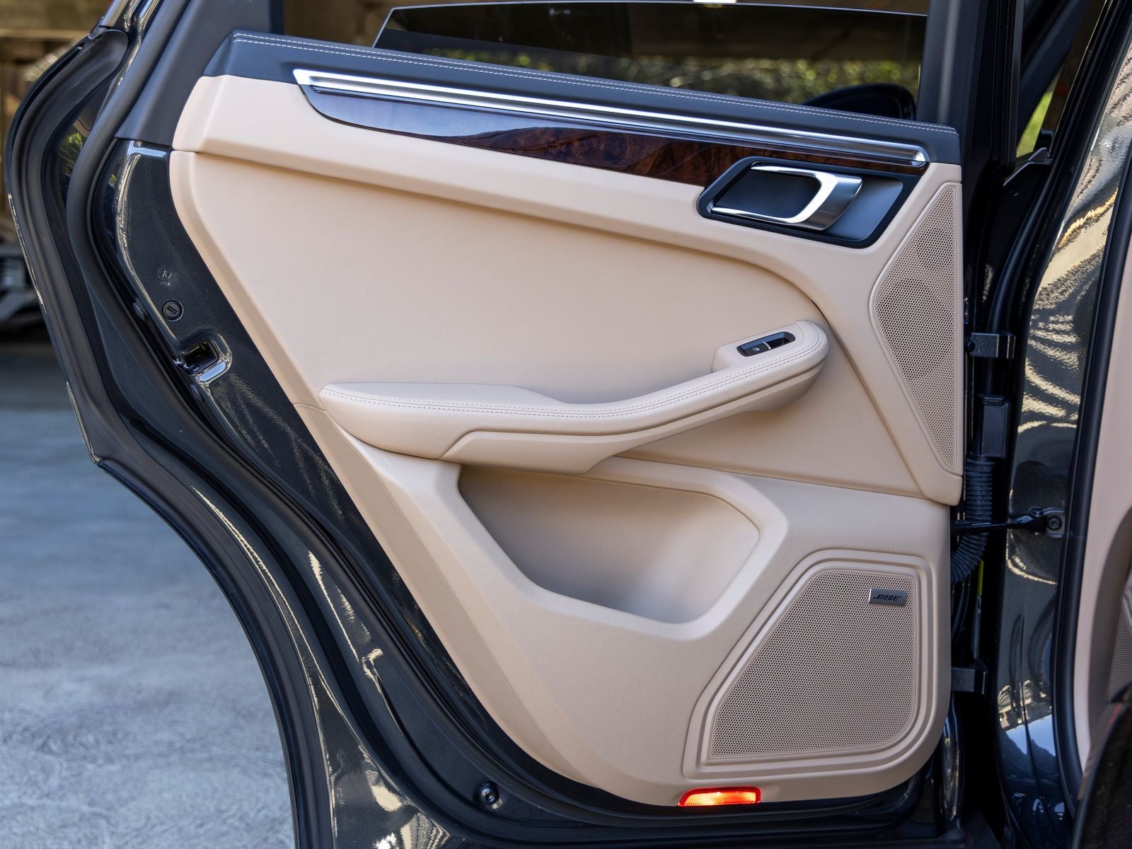 2023 Porsche Macan Macan (MY23)