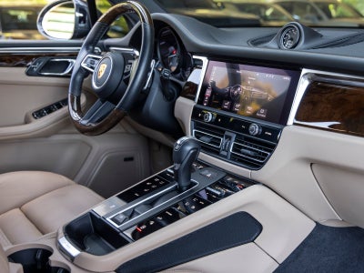 2023 Porsche Macan Macan (MY23)