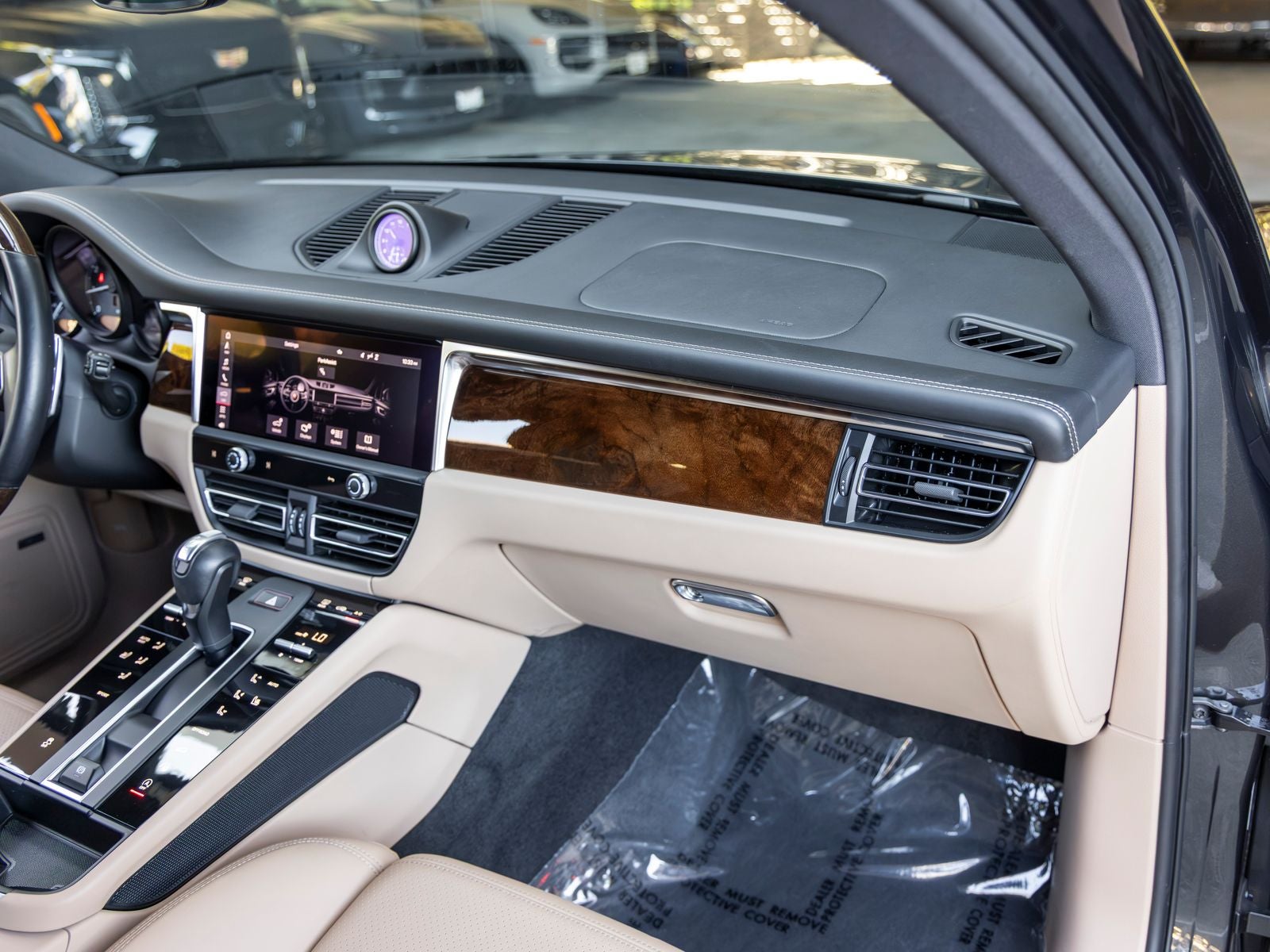 2023 Porsche Macan Macan (MY23)