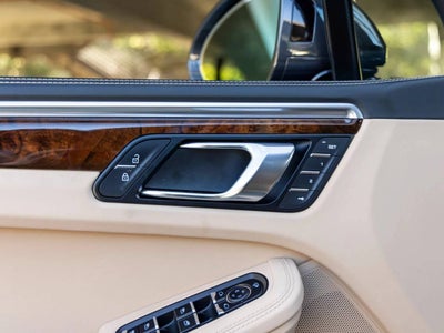 2023 Porsche Macan Macan (MY23)