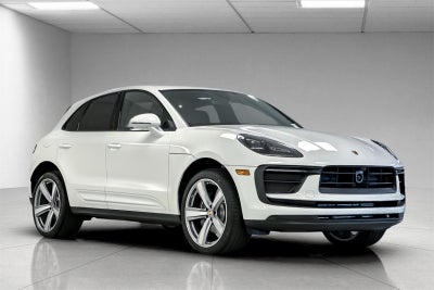 2025 Porsche Macan Macan