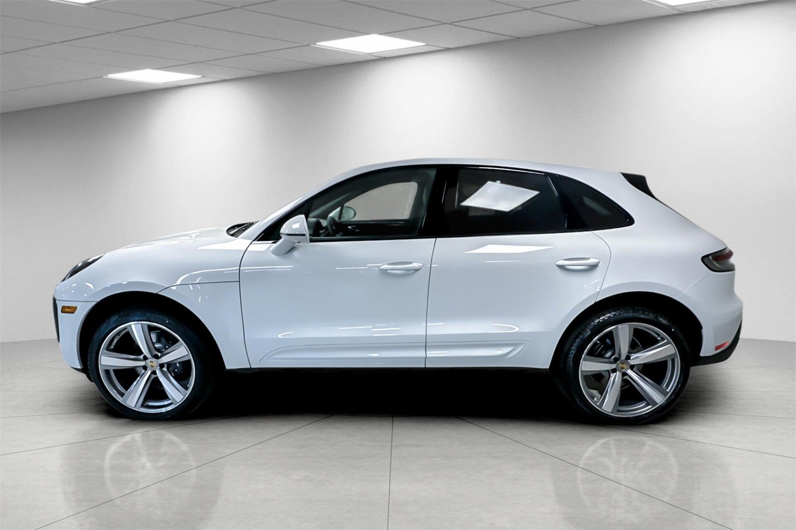 2025 Porsche Macan Macan