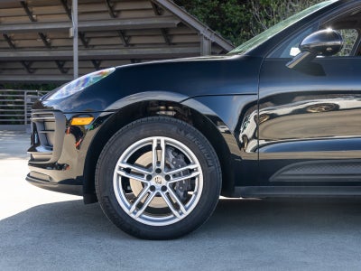 2025 Porsche Macan Macan