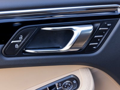 2025 Porsche Macan Macan