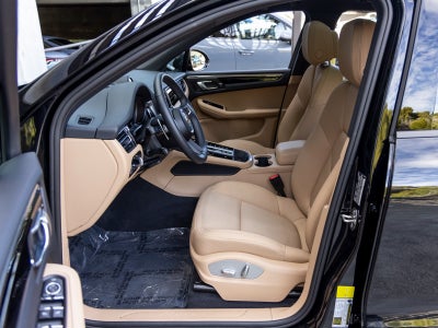2025 Porsche Macan Macan