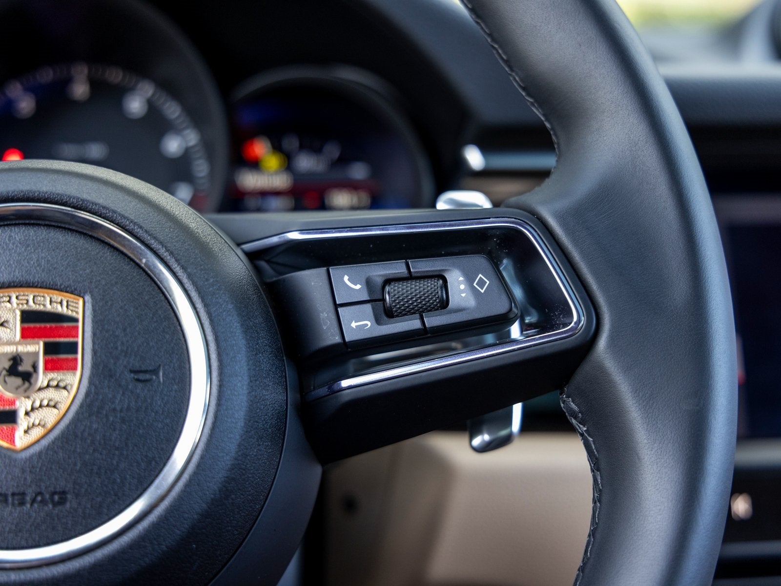 2025 Porsche Macan Macan