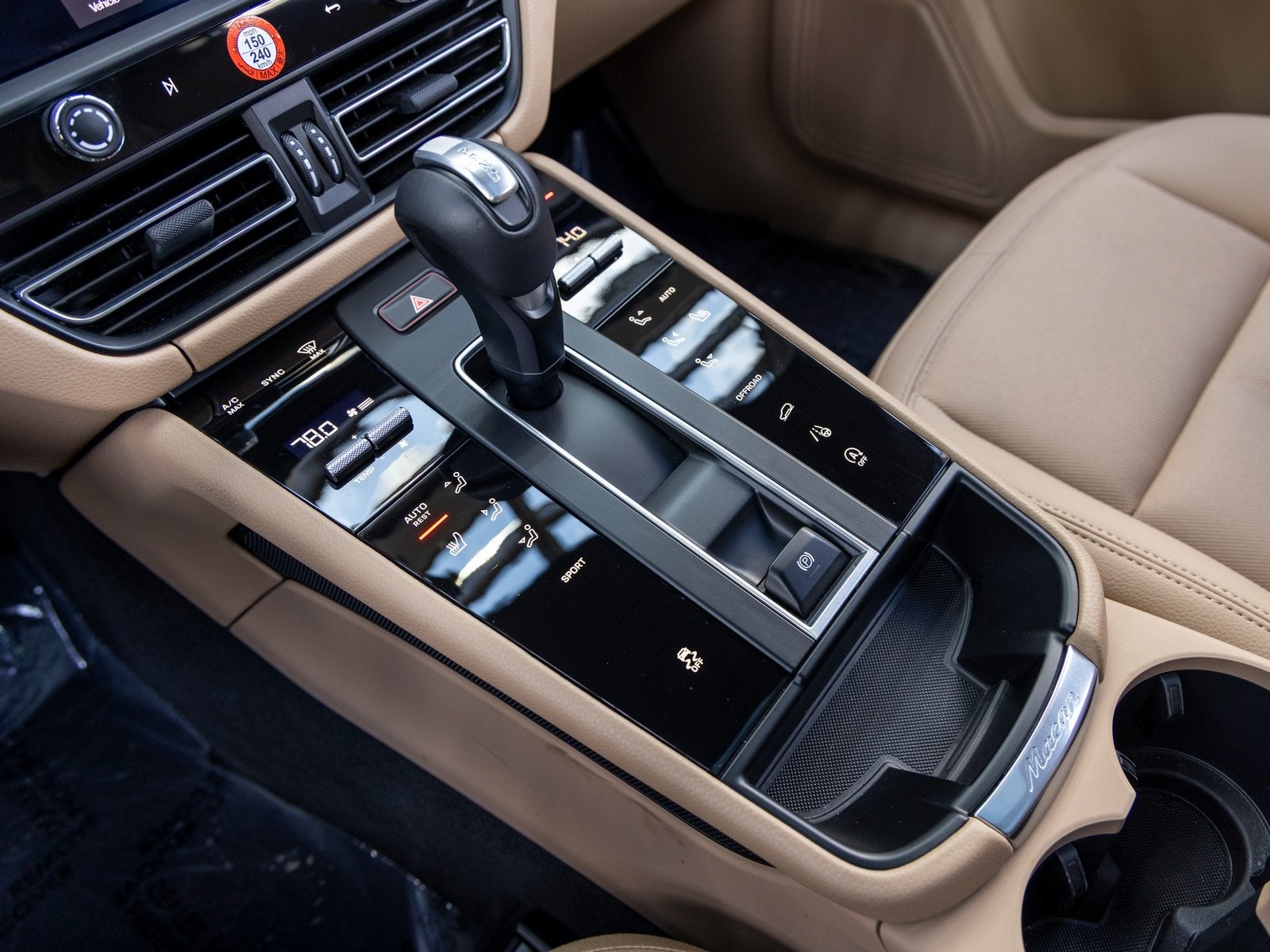 2025 Porsche Macan Macan