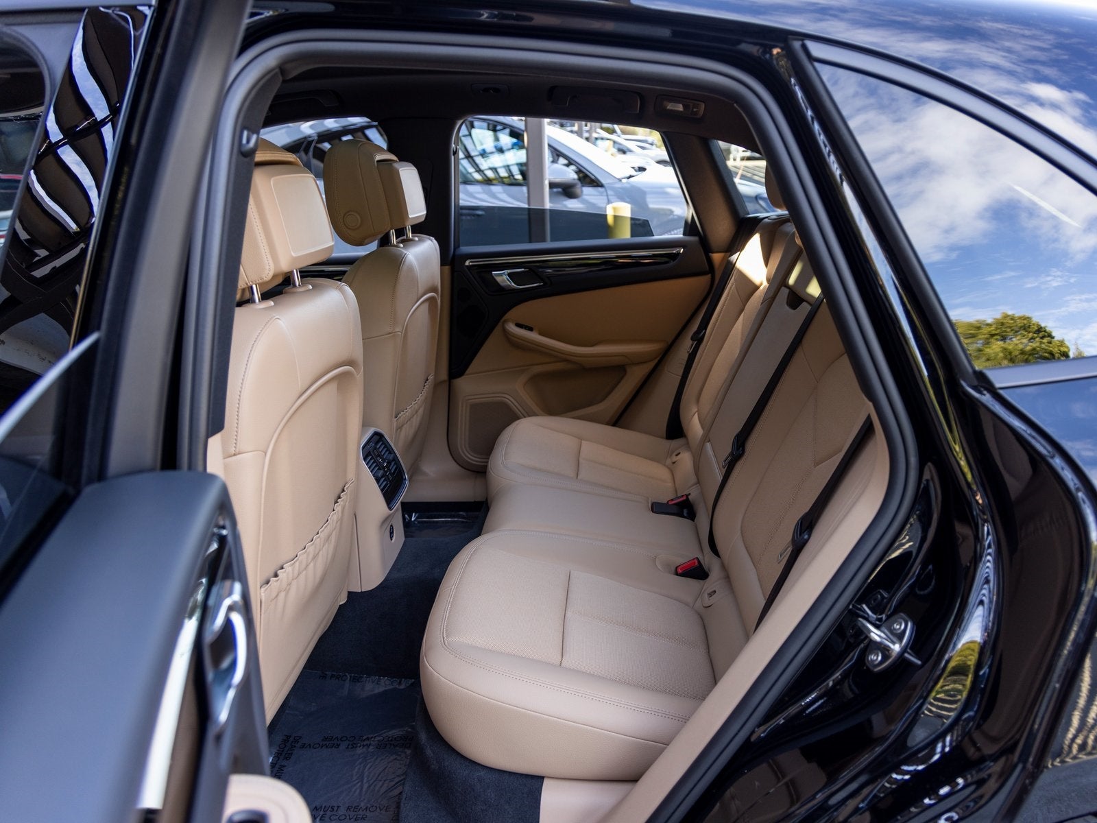 2025 Porsche Macan Macan