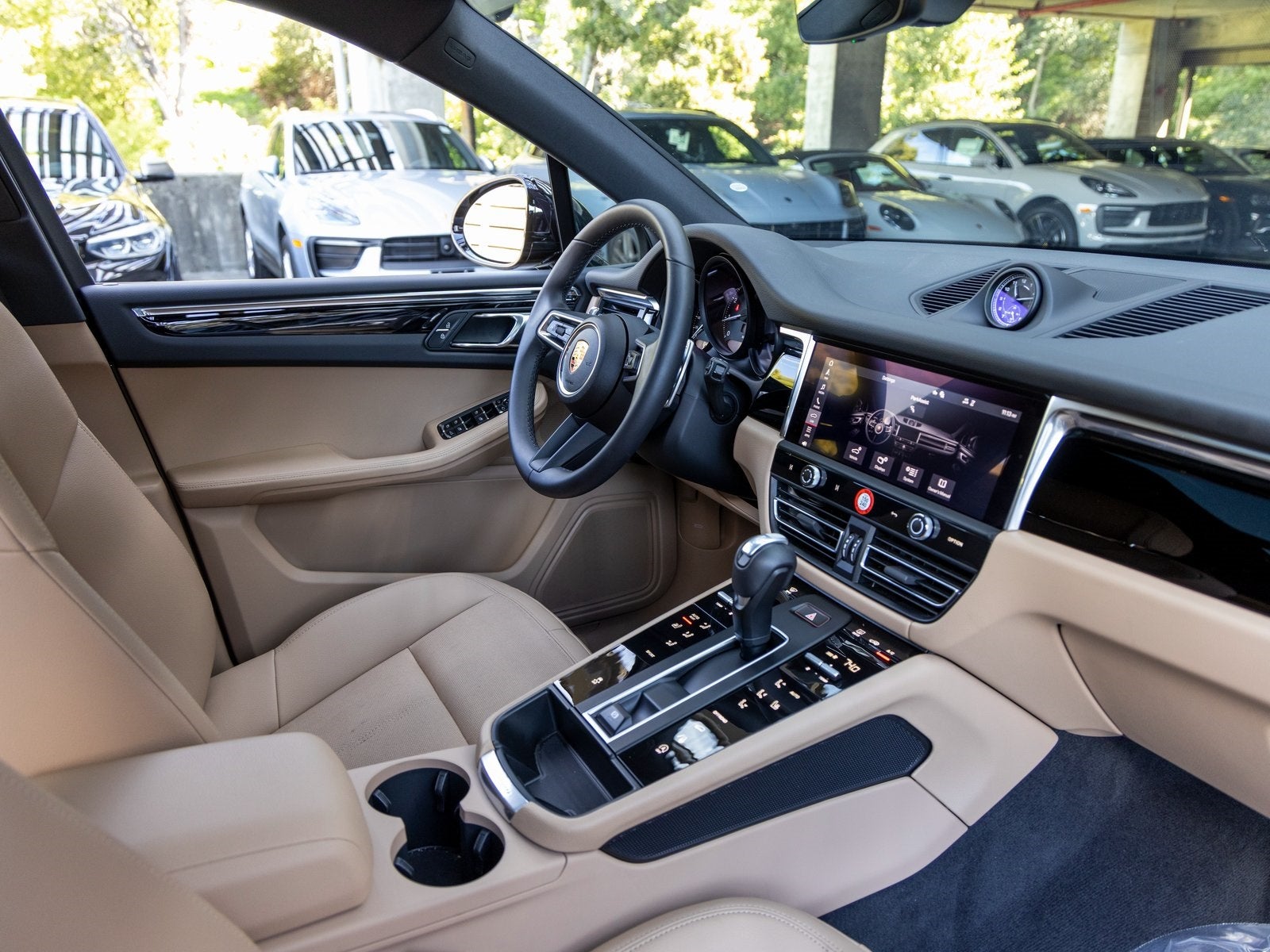 2025 Porsche Macan Macan