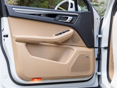 2025 Porsche Macan Macan