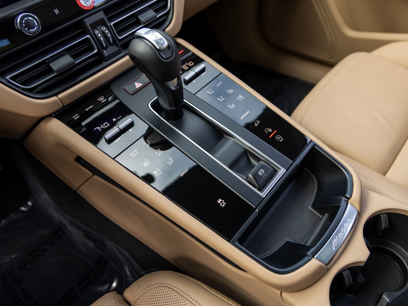 2025 Porsche Macan Macan