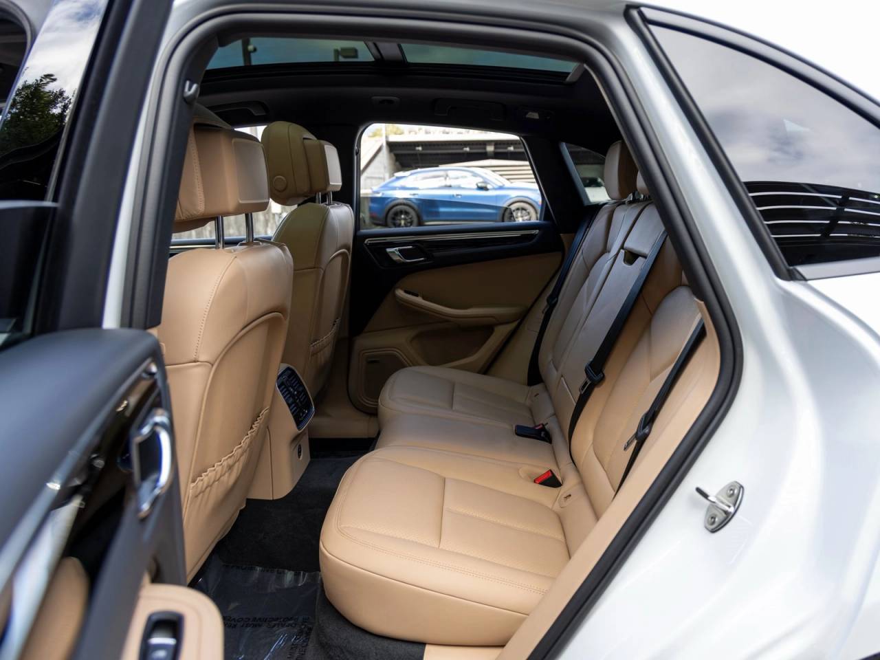 2025 Porsche Macan Macan