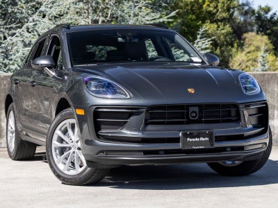 2026 Porsche Macan Macan