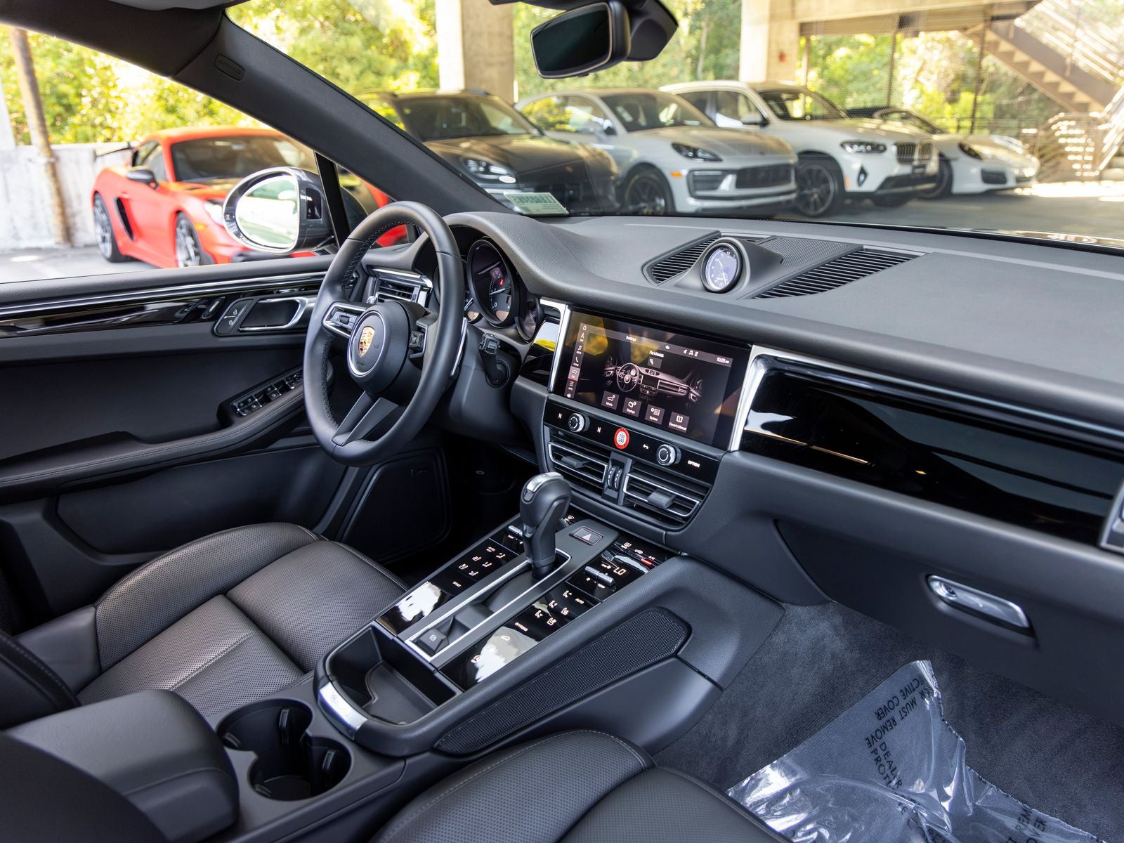 2026 Porsche Macan Macan