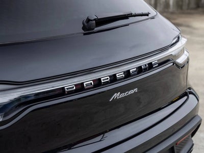 2026 Porsche Macan Macan