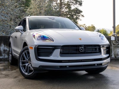 2026 Porsche Macan Macan