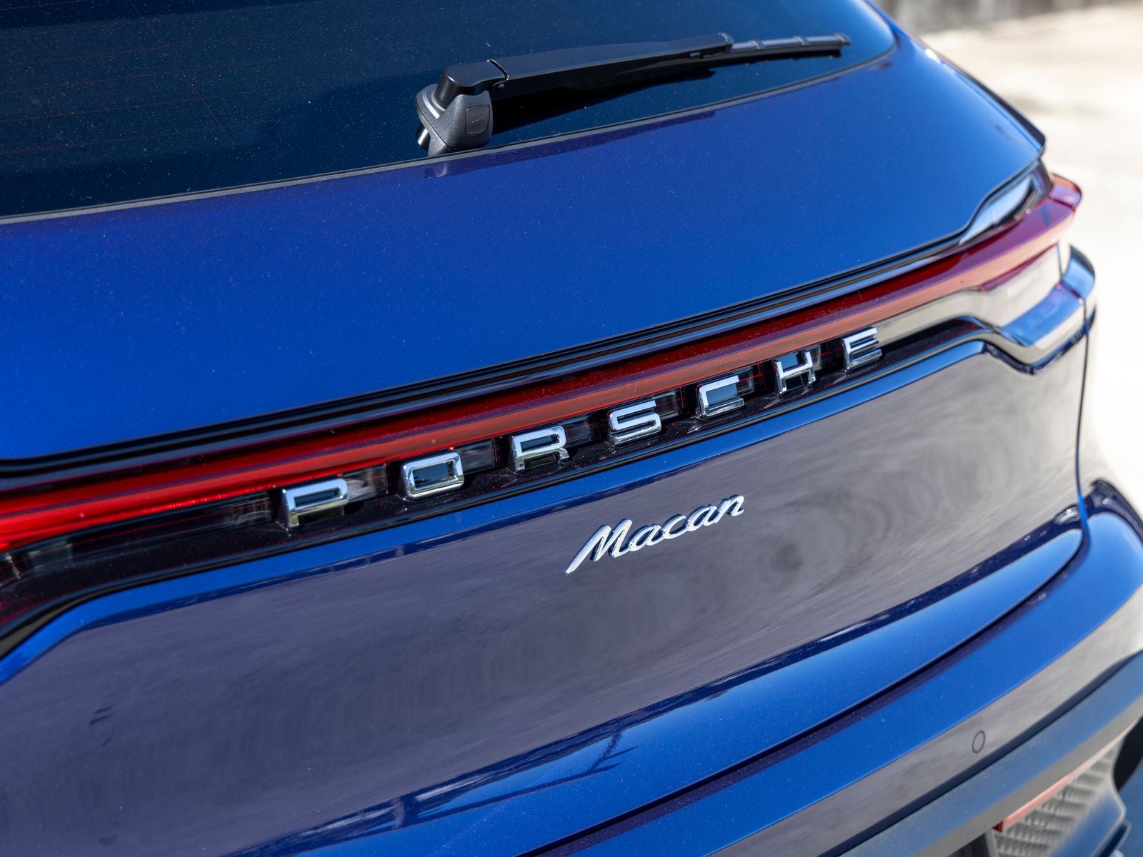2026 Porsche Macan Base