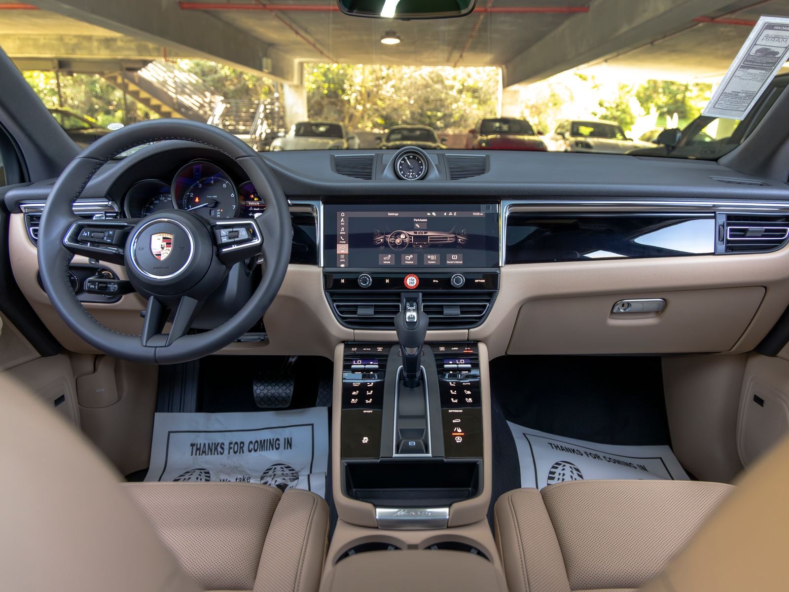 2026 Porsche Macan Base