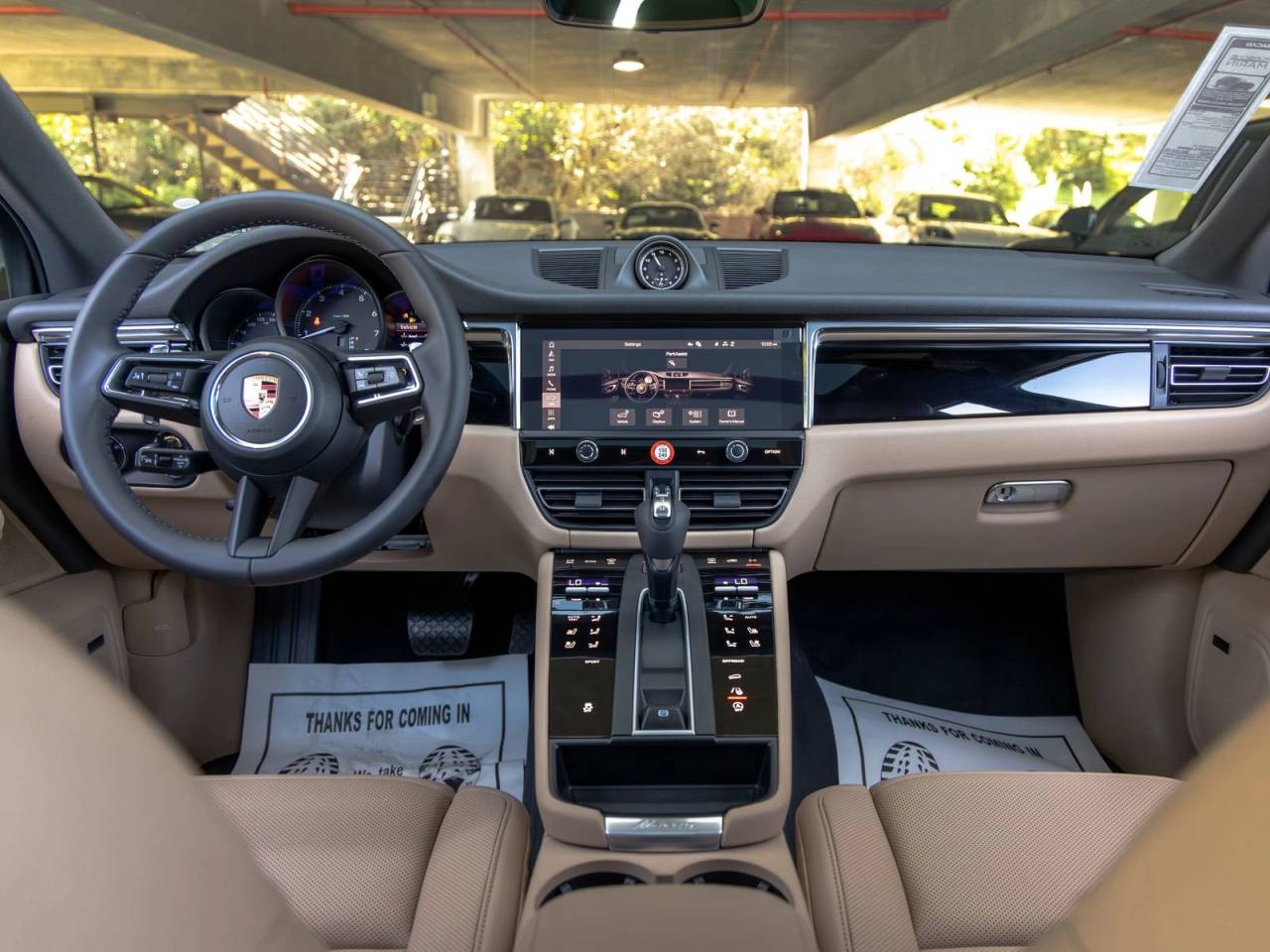 2026 Porsche Macan Base