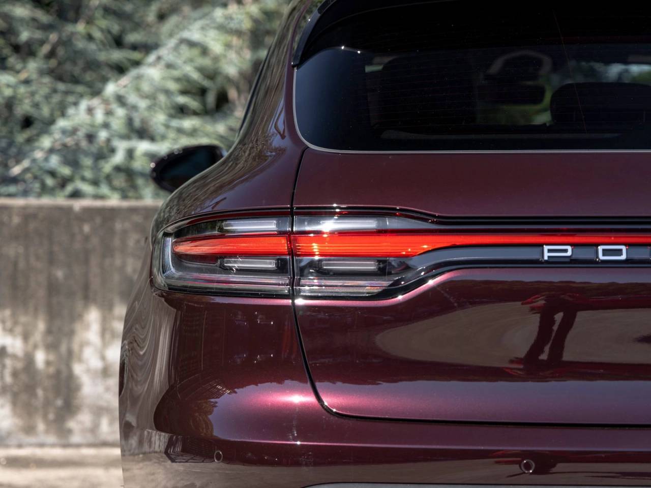 2026 Porsche Macan Base
