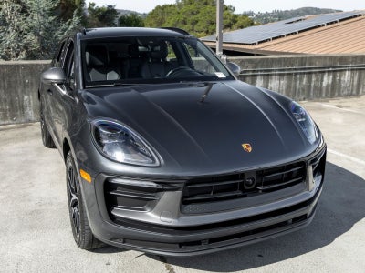 2023 Porsche Macan Macan T
