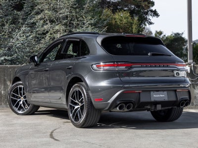 2023 Porsche Macan Macan T