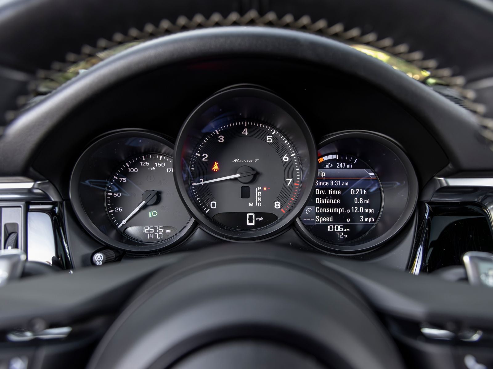 2023 Porsche Macan Macan T
