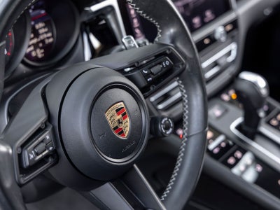 2023 Porsche Macan Macan T