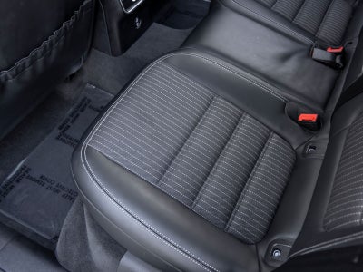 2023 Porsche Macan Macan T