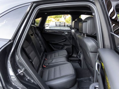 2023 Porsche Macan Macan T