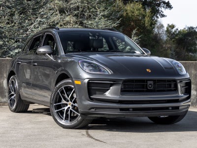 2023 Porsche Macan Macan T