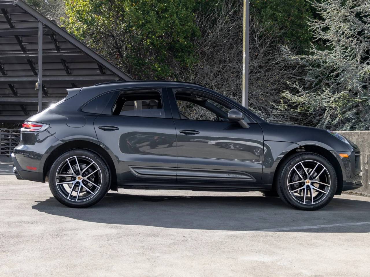 2023 Porsche Macan Macan T
