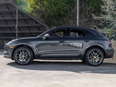 2023 Porsche Macan Macan T