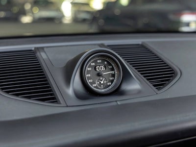 2023 Porsche Macan Macan T
