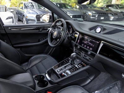 2023 Porsche Macan Macan T